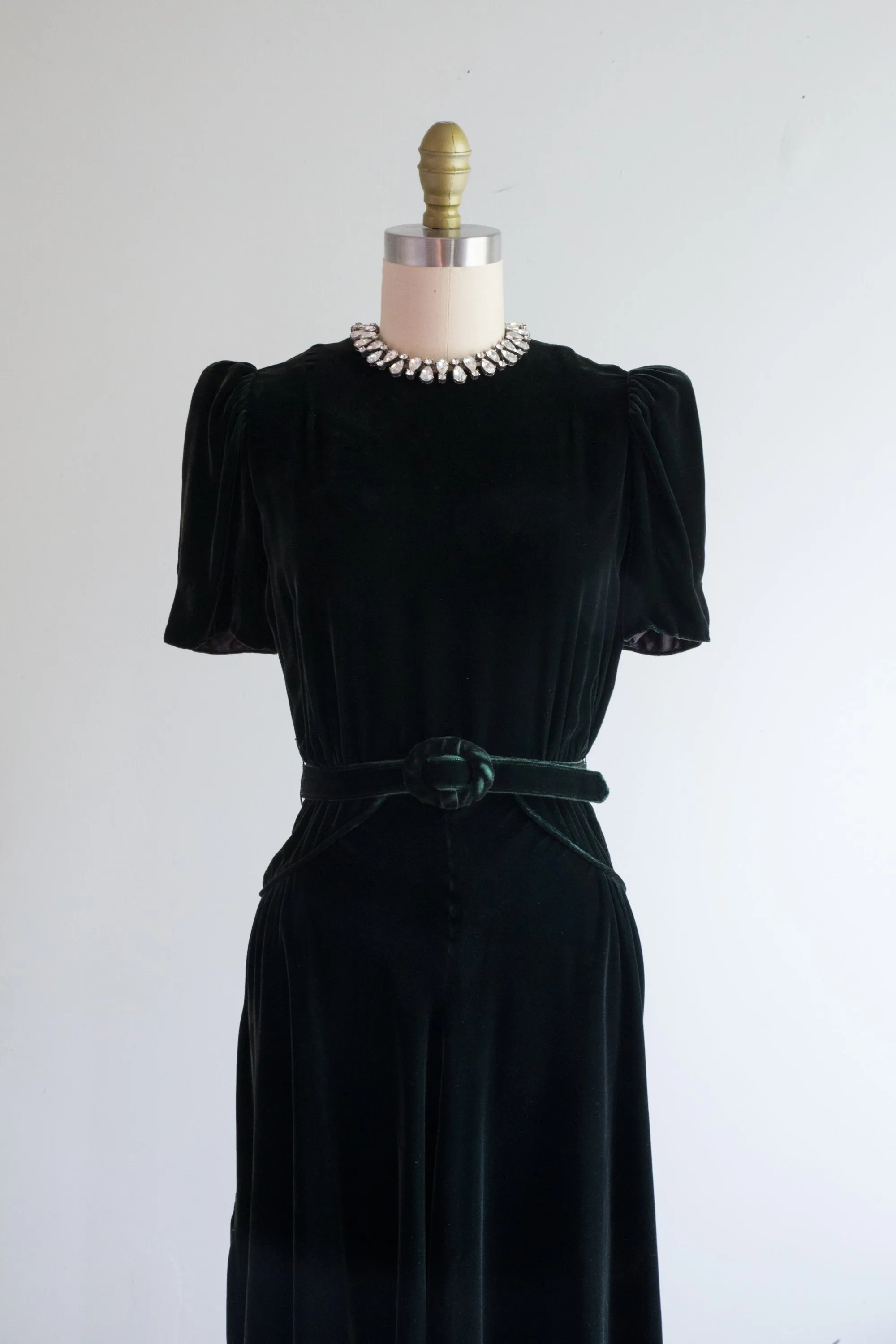 1930's Evergreen Silk Velvet Cocktail Dress / Small