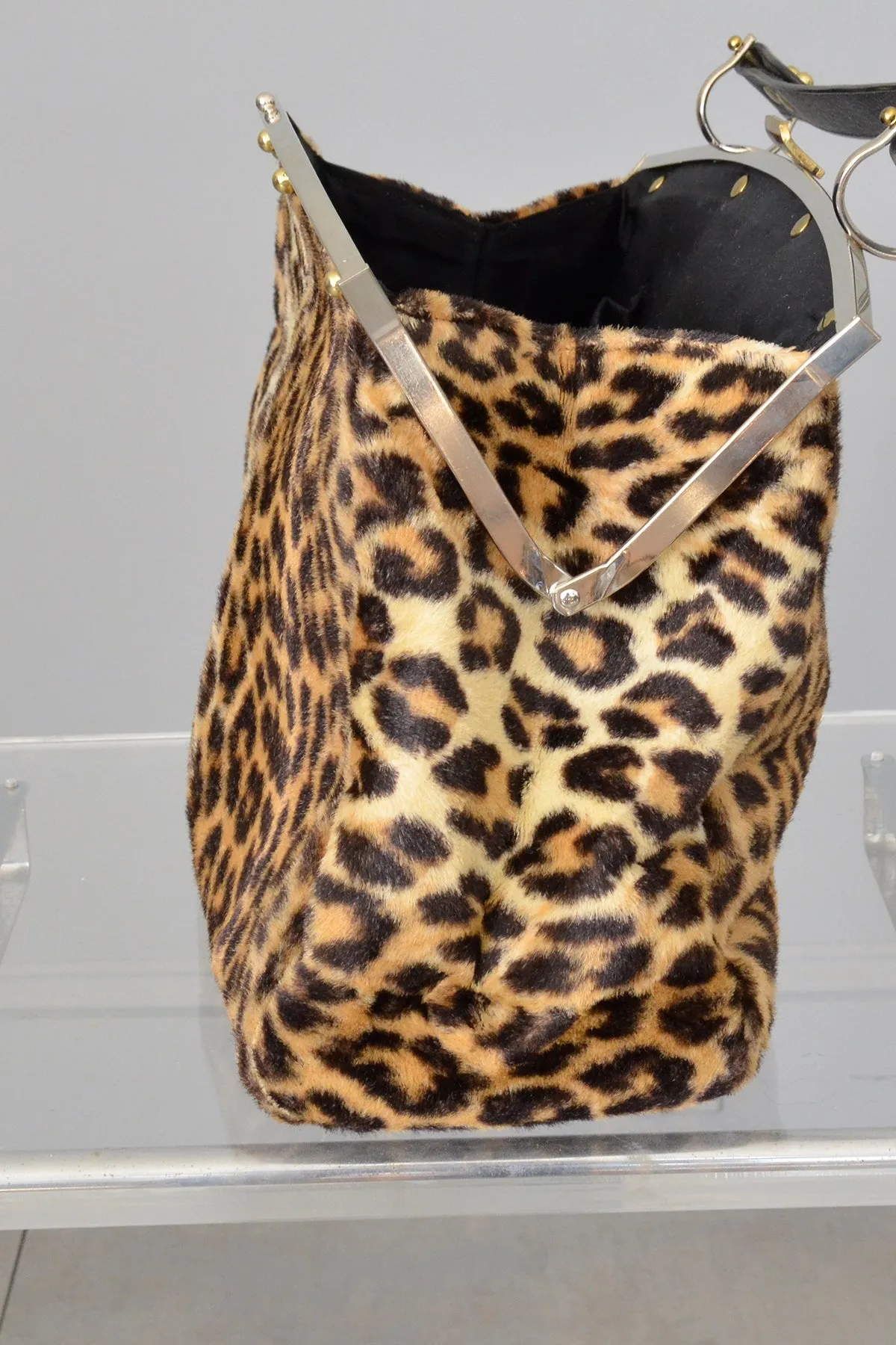 1950s 60s Leopard Print Faux Fur Carpet Bag