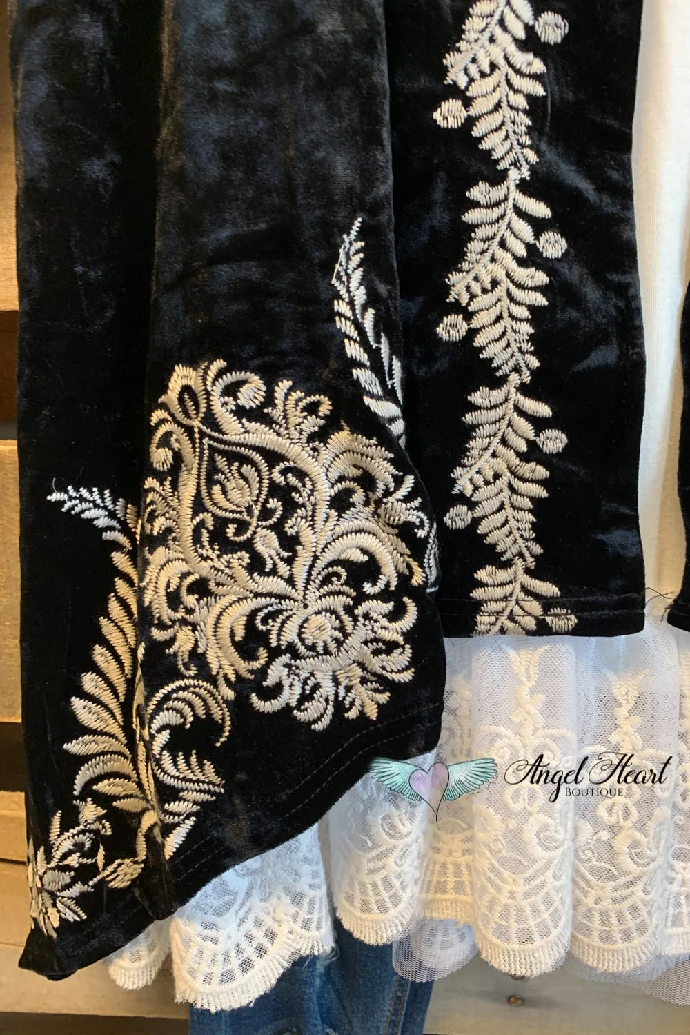 AHB EXCLUSIVE: Crushed Velvet Embroidered Cardigan - Black