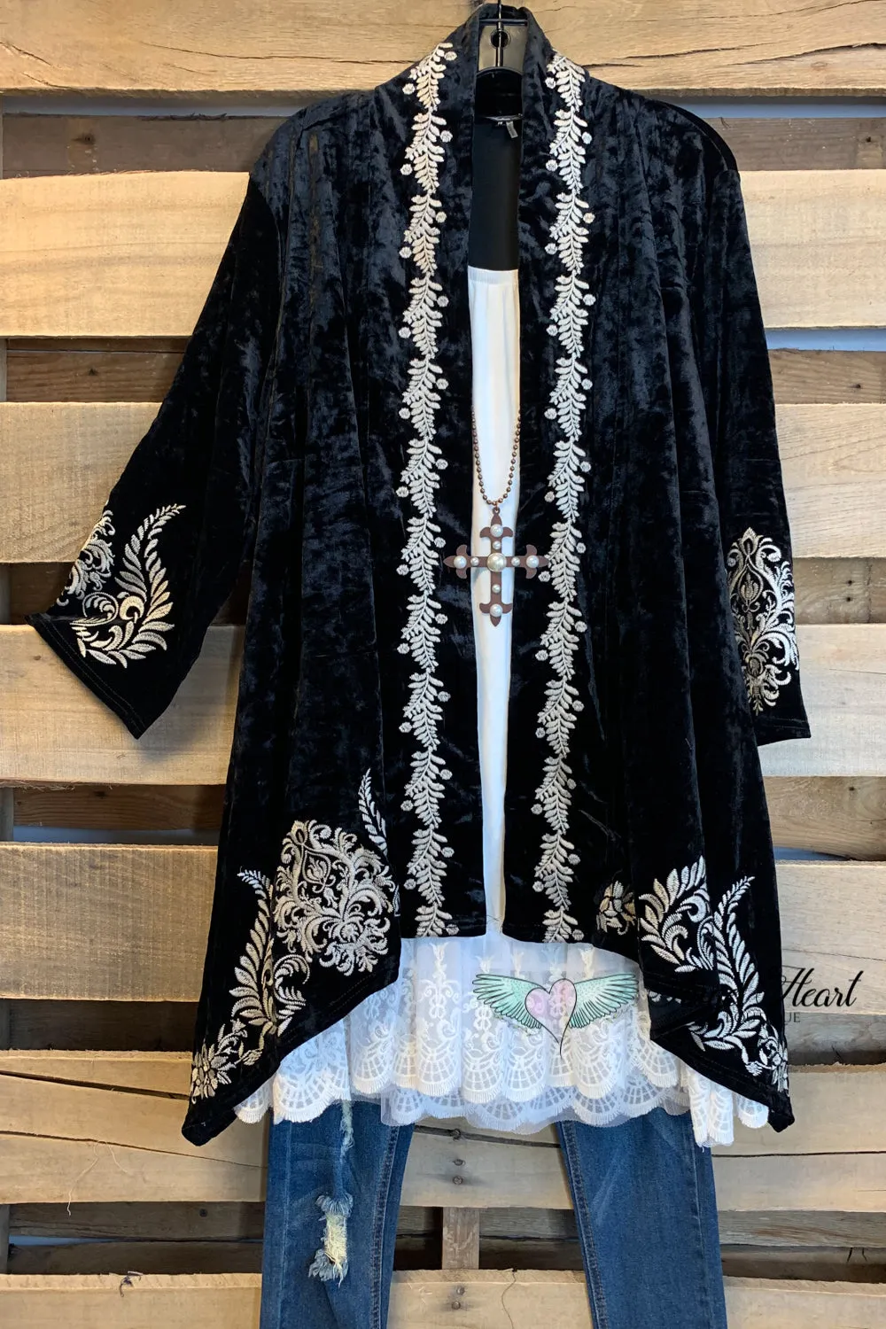 AHB EXCLUSIVE: Crushed Velvet Embroidered Cardigan - Black