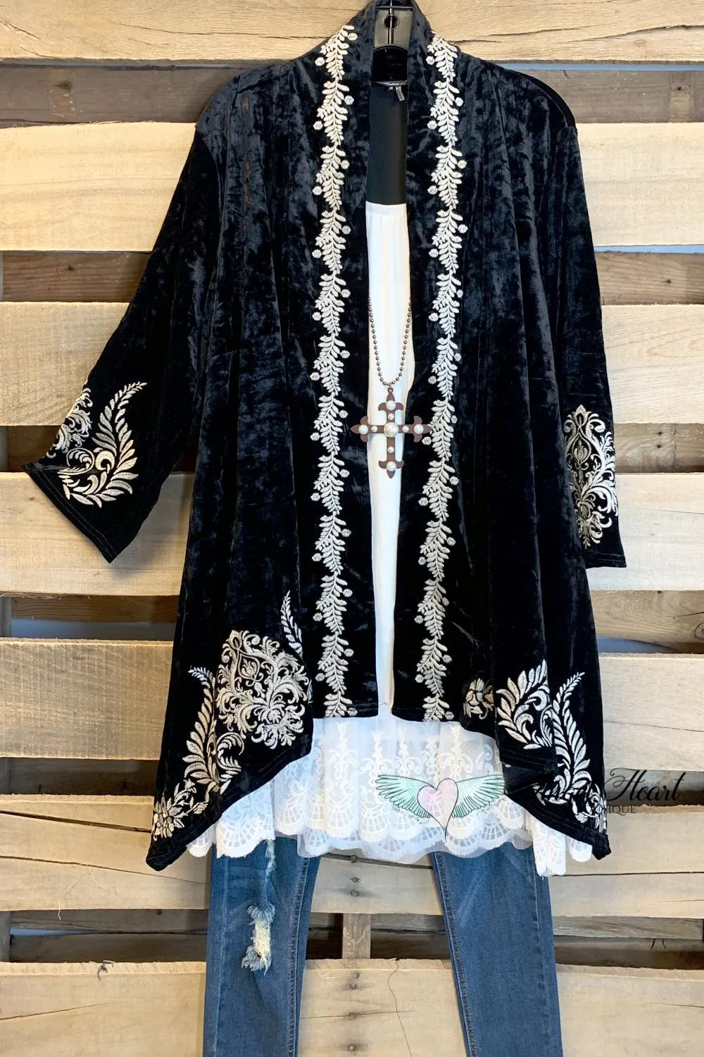 AHB EXCLUSIVE: Crushed Velvet Embroidered Cardigan - Black