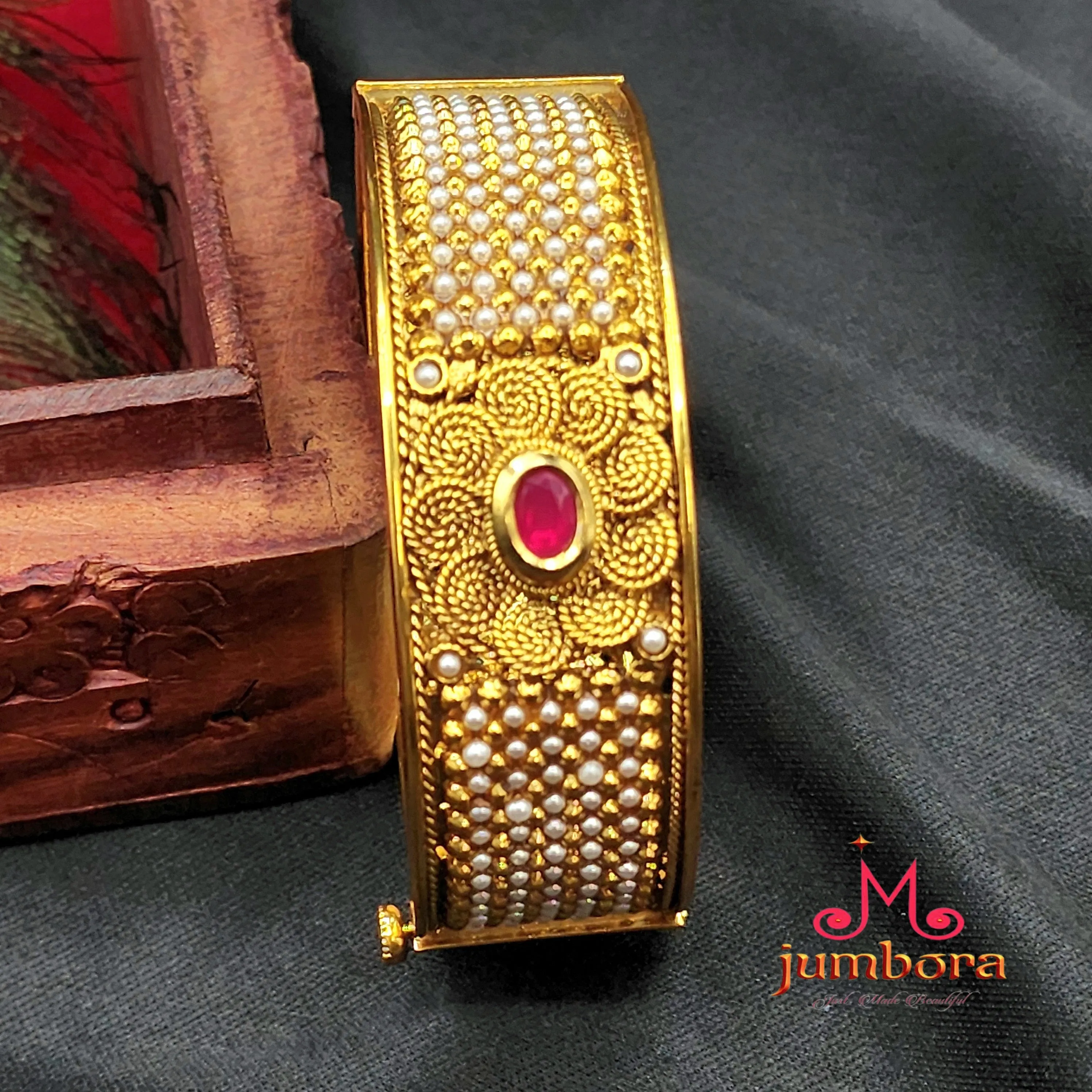 Antique Gold Openable Pearl Kundan Bangle Bracelet