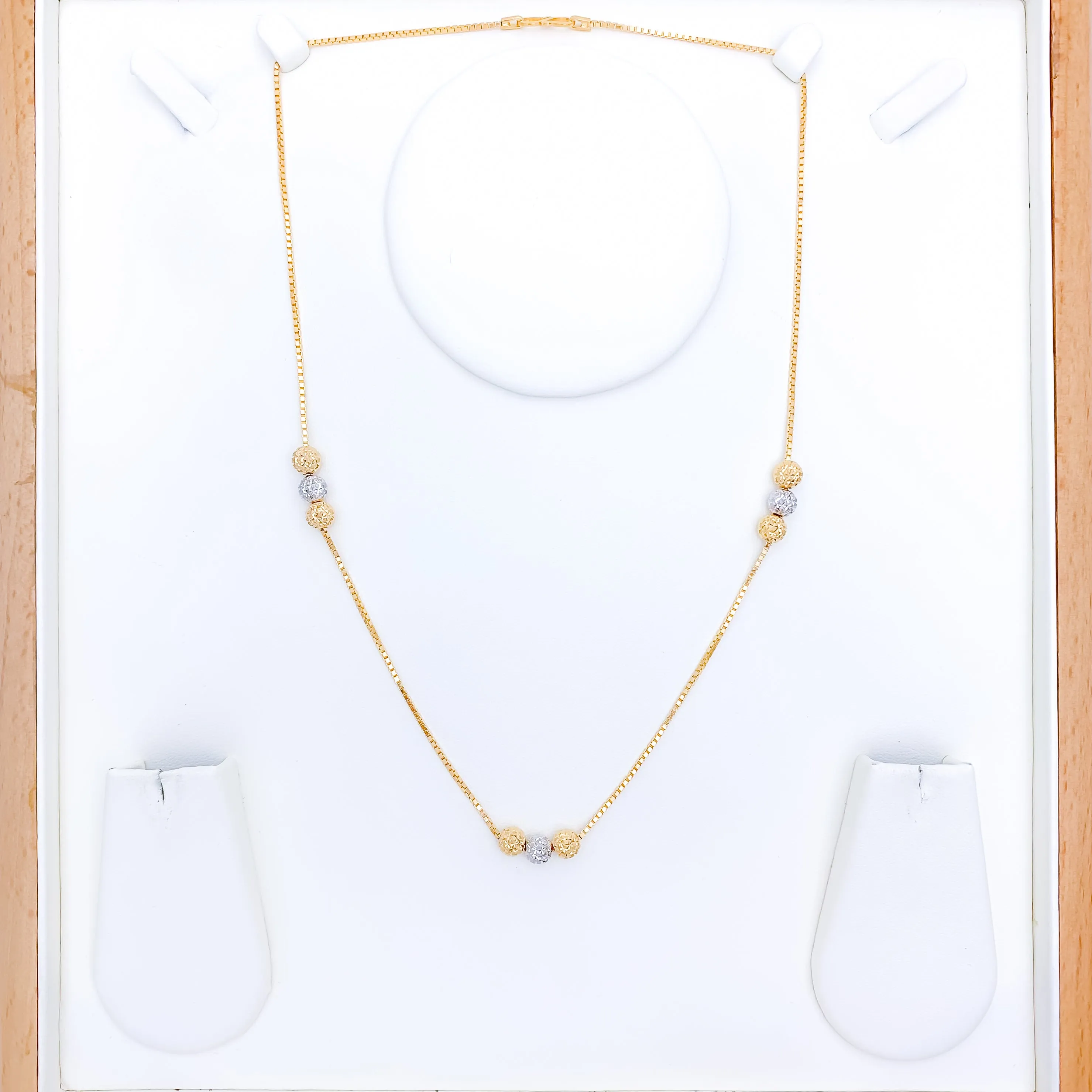 Beautiful Two-Tone Chain Necklace - 18"