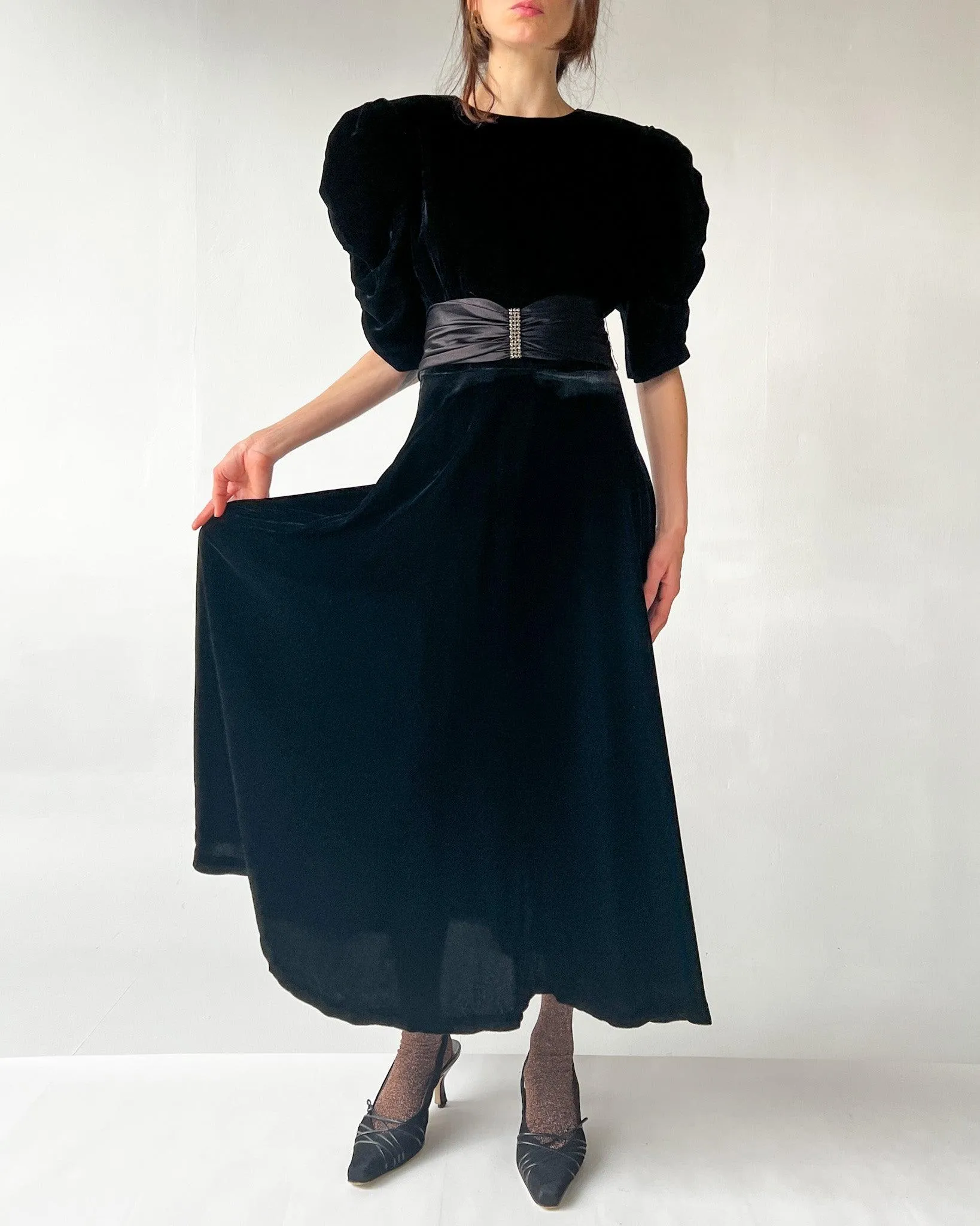 Black Velvet Puff Sleeve Gown (S)