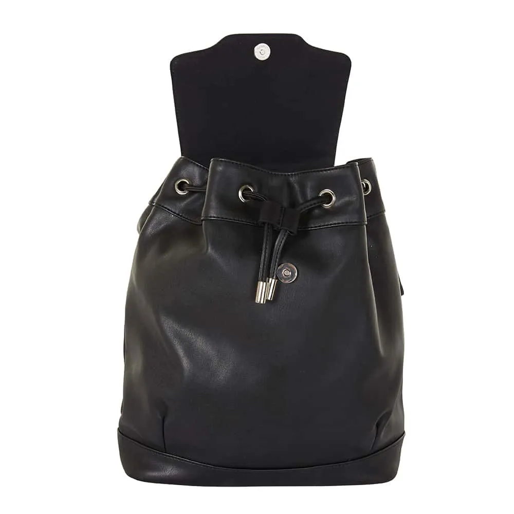 Blazer Handbag in Black