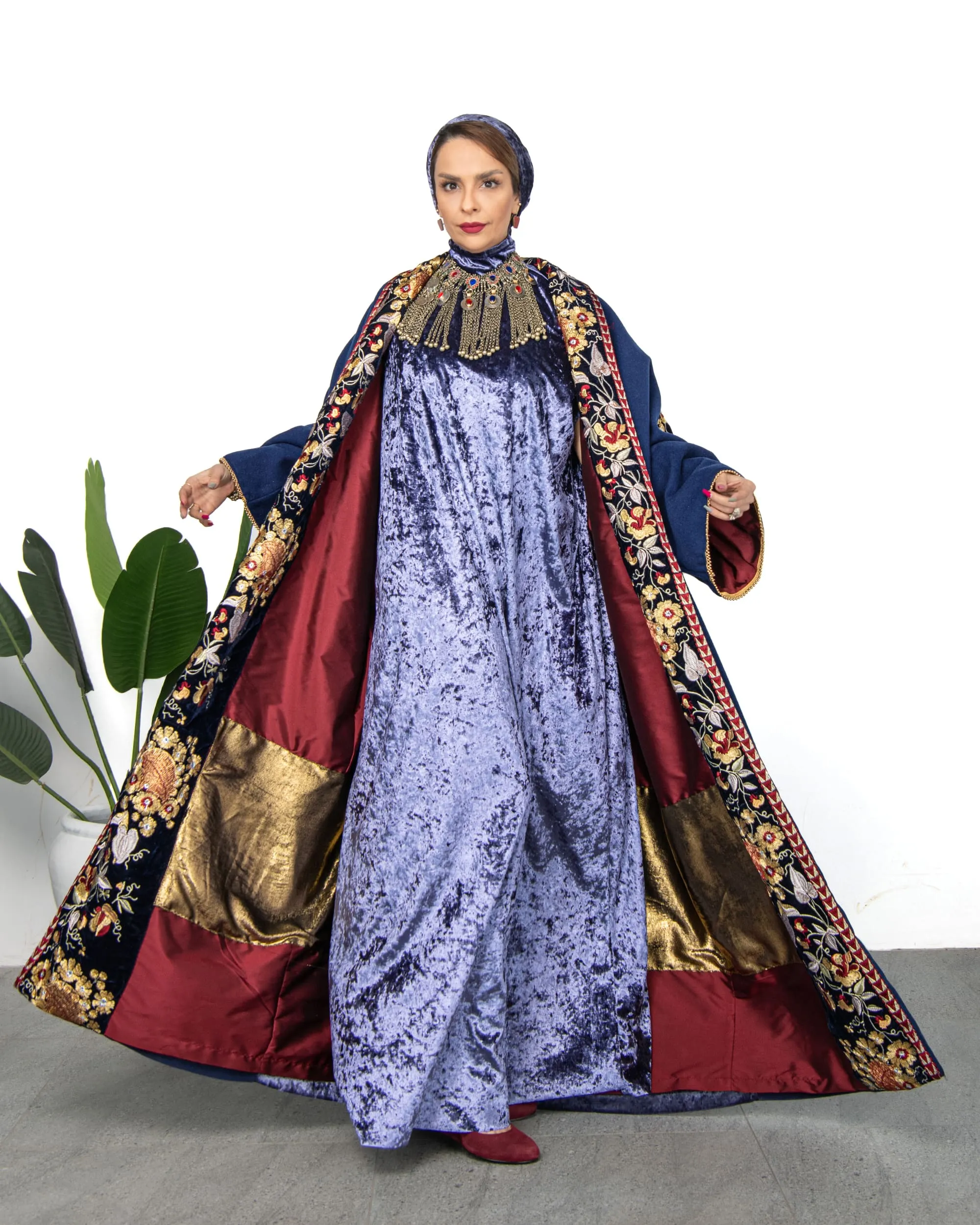 BLUE FLORAL OVERSIZED EMBROIDERED BISHT 2506 - بشت