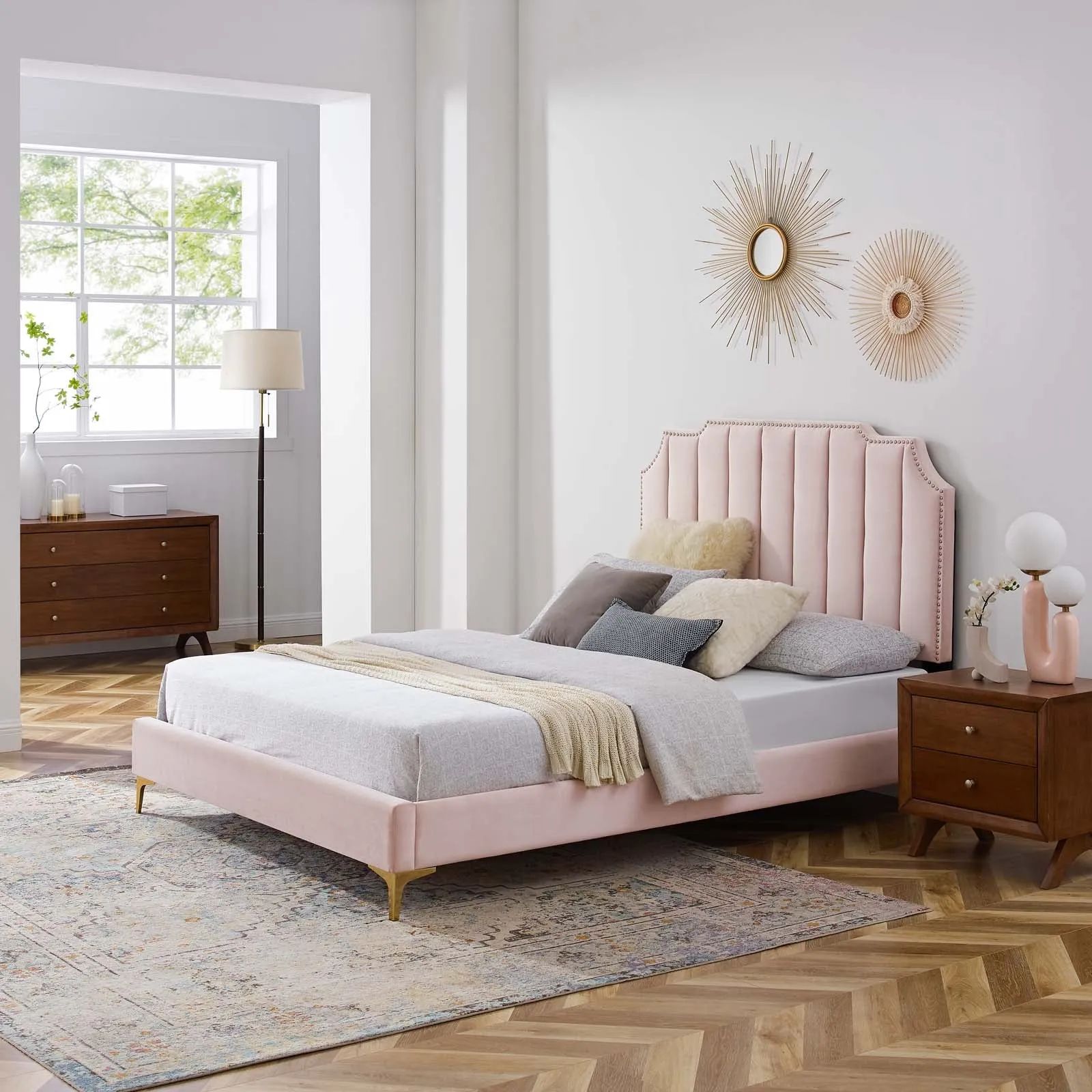 Colette Performance Velvet Platform Bed by Modway