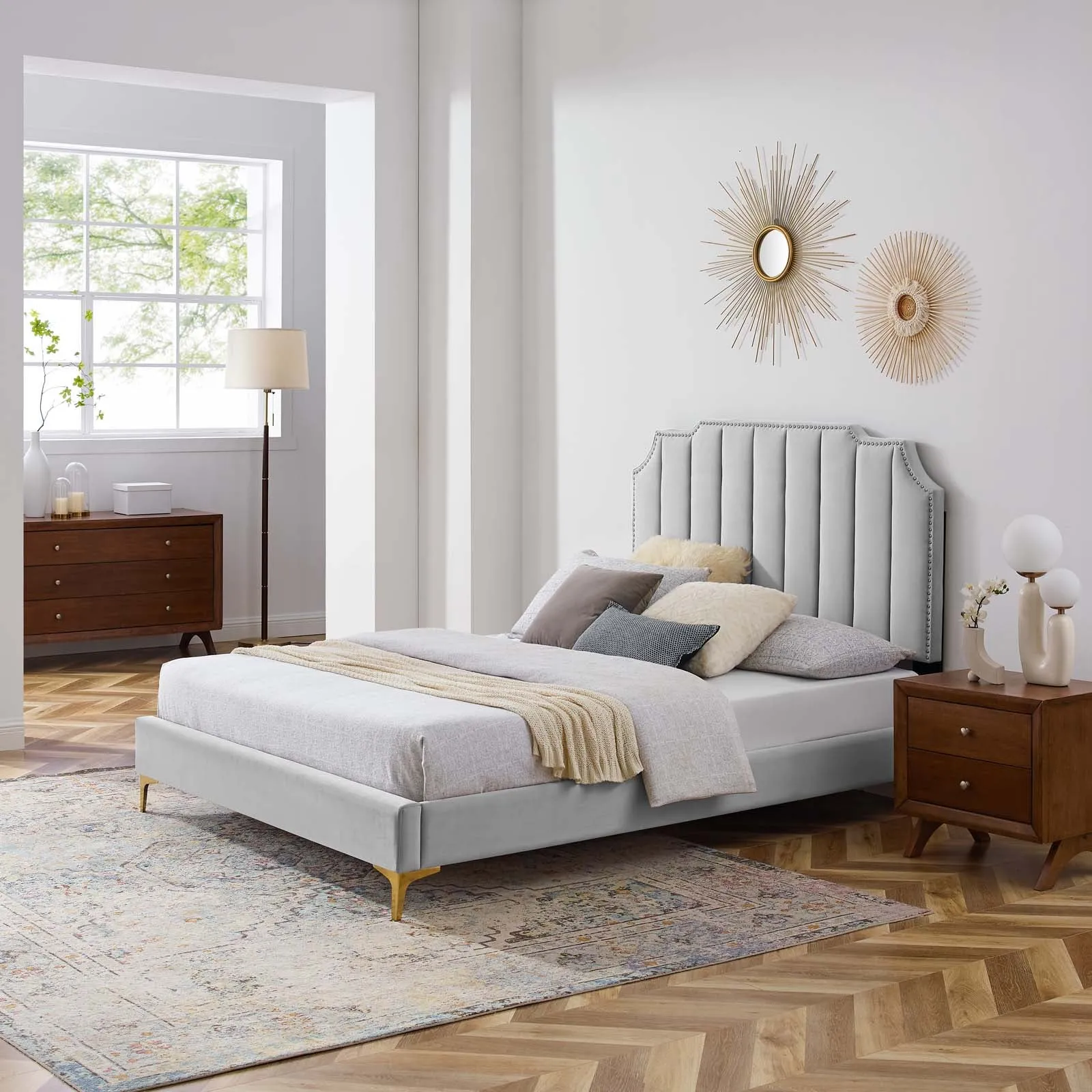 Colette Performance Velvet Platform Bed by Modway