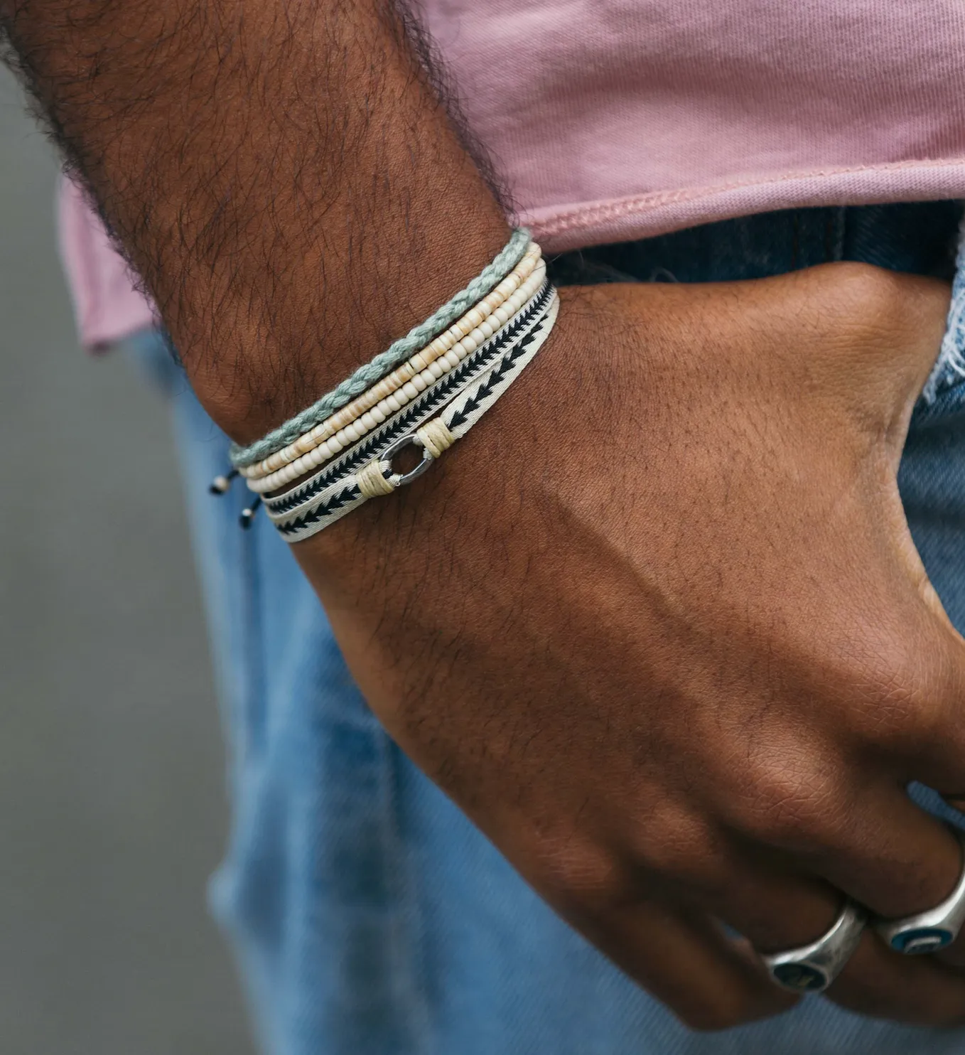 Handmade Purnama Bracelet With Silver Hoop (Black/Cream)