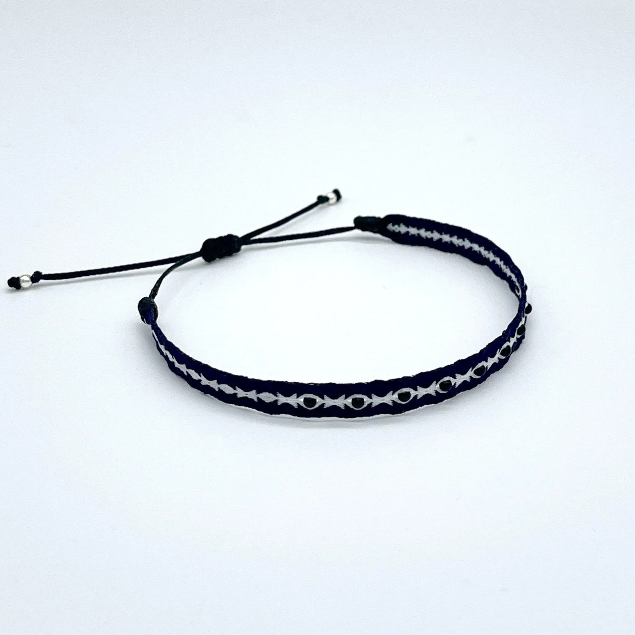 Handmade Stones Purnama Bracelet (Navy/White)