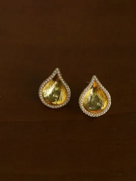 Medieval Vintage Water Drop Pearl Stud Earrings