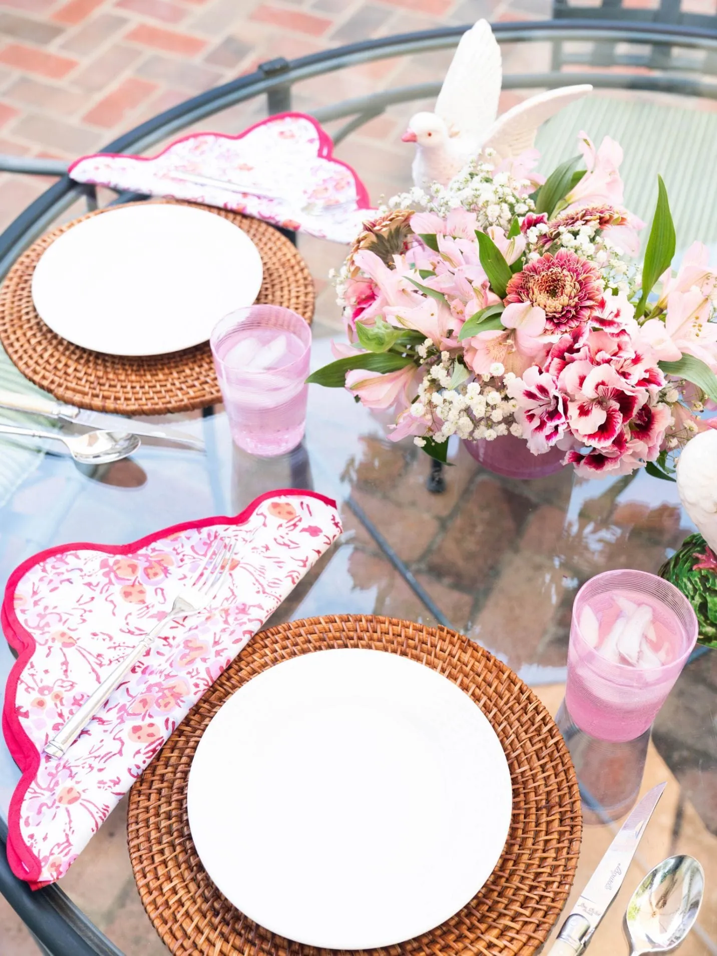 Pink Floral Scalloped Napkins (set of 4)