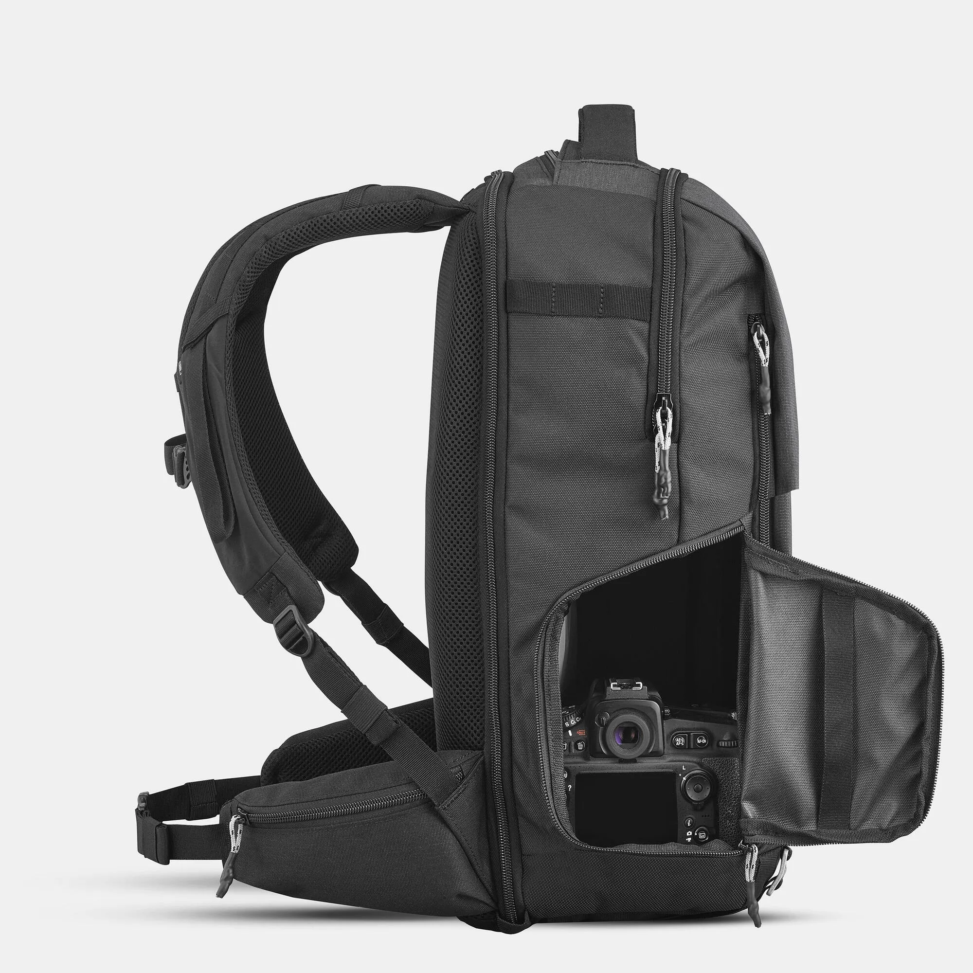 High-Quality Quechua NH Explorer 900: Durable and Secure Focus Camera Backpack for Adventurers and Photographers