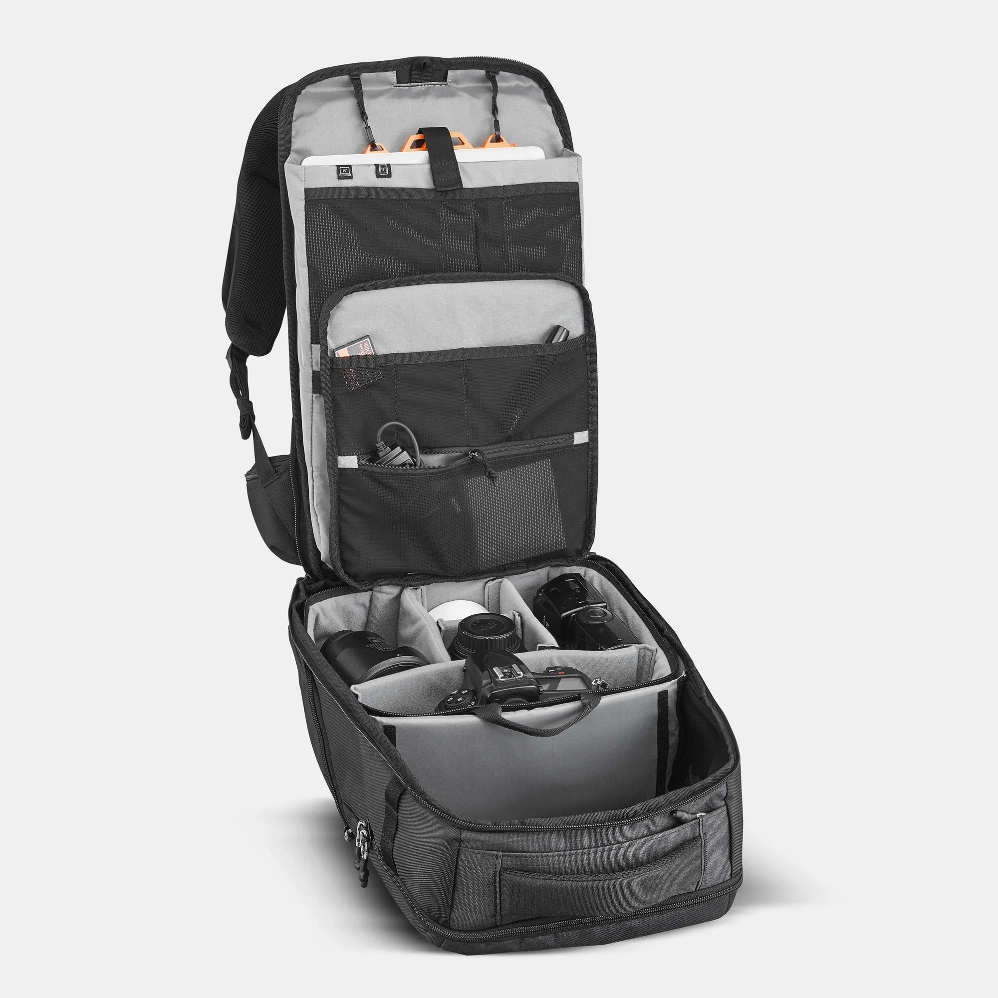 High-Quality Quechua NH Explorer 900: Durable and Secure Focus Camera Backpack for Adventurers and Photographers