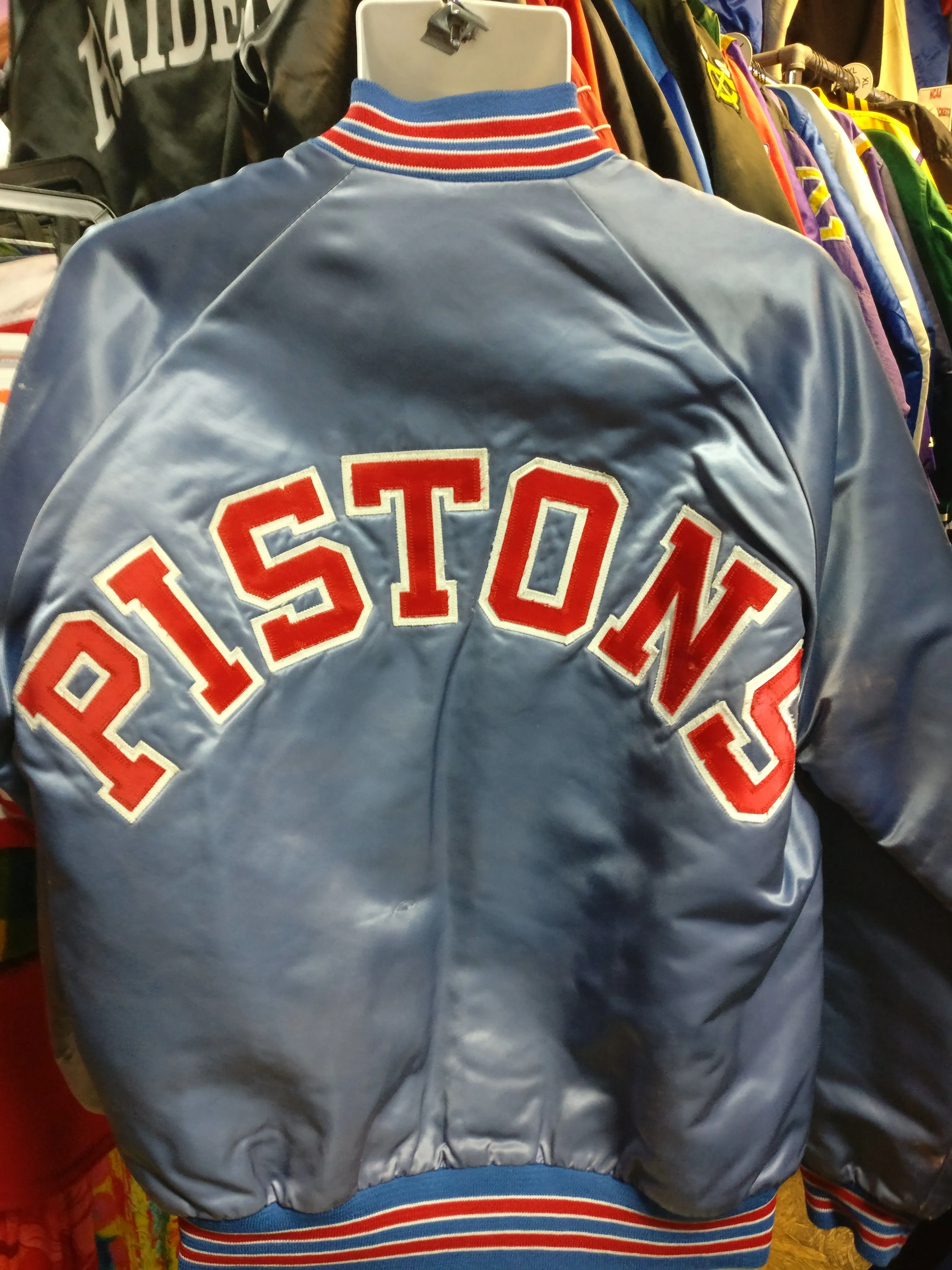 Vintage 80s DETROIT PISTONS Back Patch NBA Locker Line Nylon Jacket L