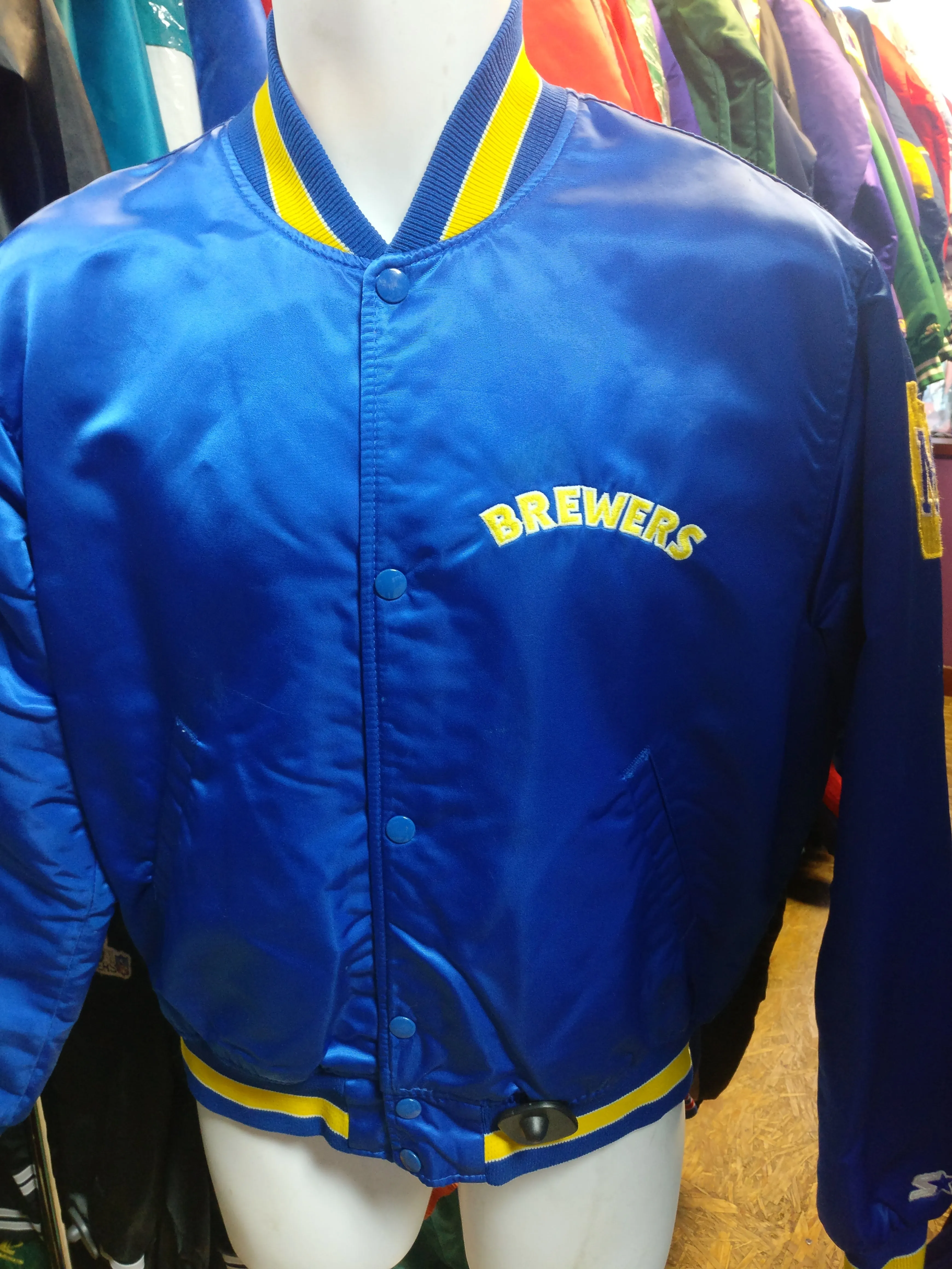 Vintage 80s MILWAUKEE BREWERS MLB Starter Nylon Jacket M